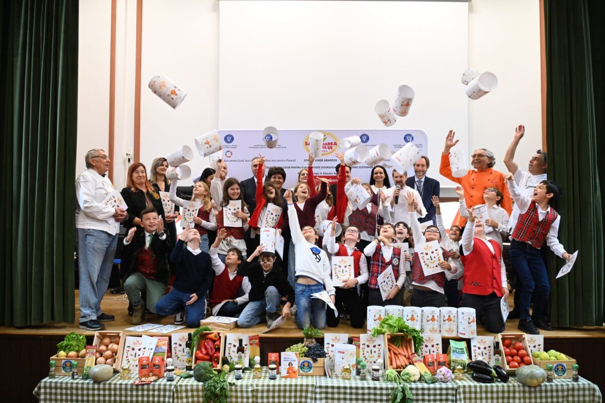 Din această toamnă, elevii de clasa a III-a învață despre alimentație sănătoasă și grijă față de mediu